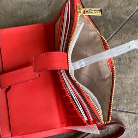 Michael Kors Large Double Zip Wristlet Leather Flame Color - Picture 12 of 16